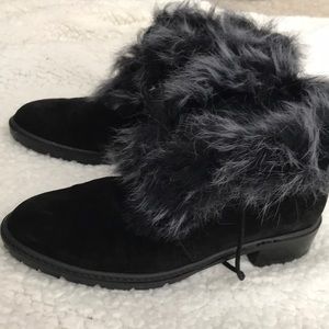 Stuart Weitzman Boot Size 7 M Womens Faux Fur